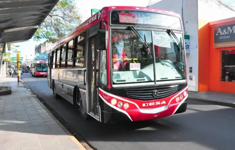 Corrientes, con servicio de transporte este viernes, ¿qué pasa con el servicio de Chaco-Corrientes? 