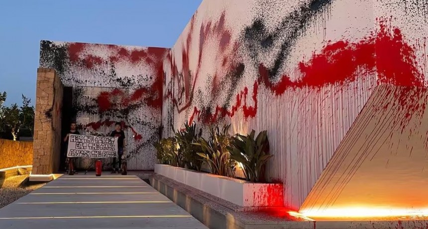 Vandalizaron la casa de Messi en Madrid  
