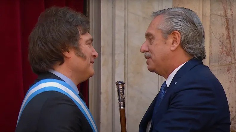 “La hipocresía progresista”, el posteo que eligió Milei para referirse a las denuncias contra Alberto