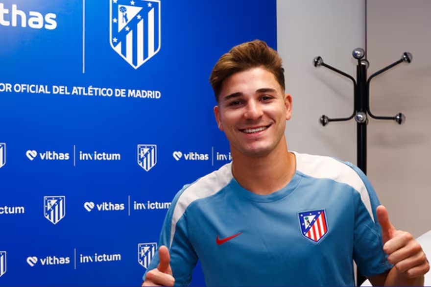 Julián Álvarez fue presentado en Atlético de Madrid