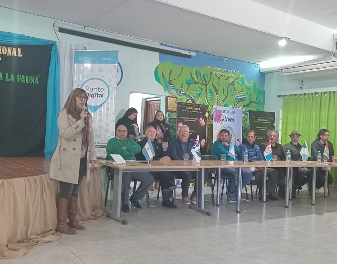Escultores ya comenzaron a trabajar sus obras en Cote Lai