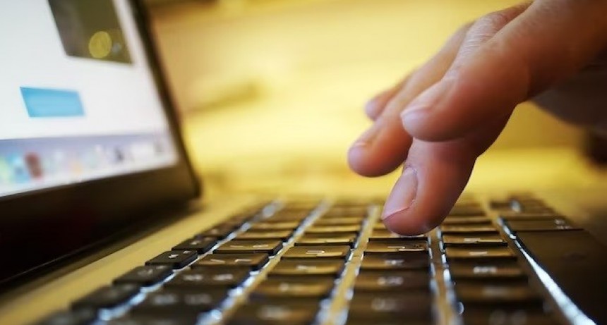 Cursos gratuitos para armar un curriculum o mejorar la ciberseguridad  
