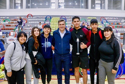 Los 36 centros de educación física de la provincia recibieron elementos deportivos