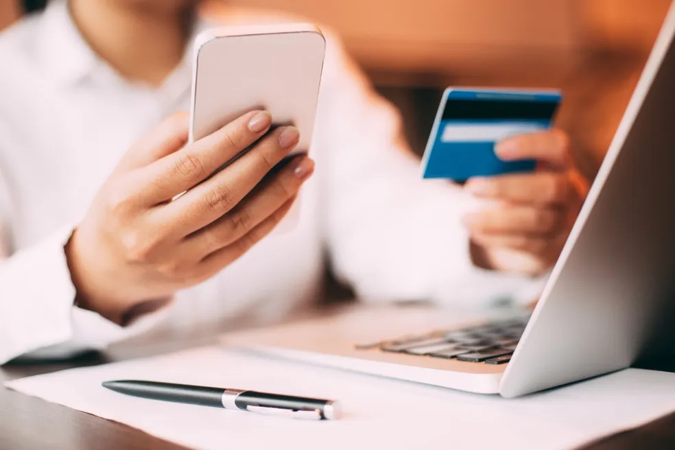 En lo que va del año el 60% de las compras se realizaron con celular