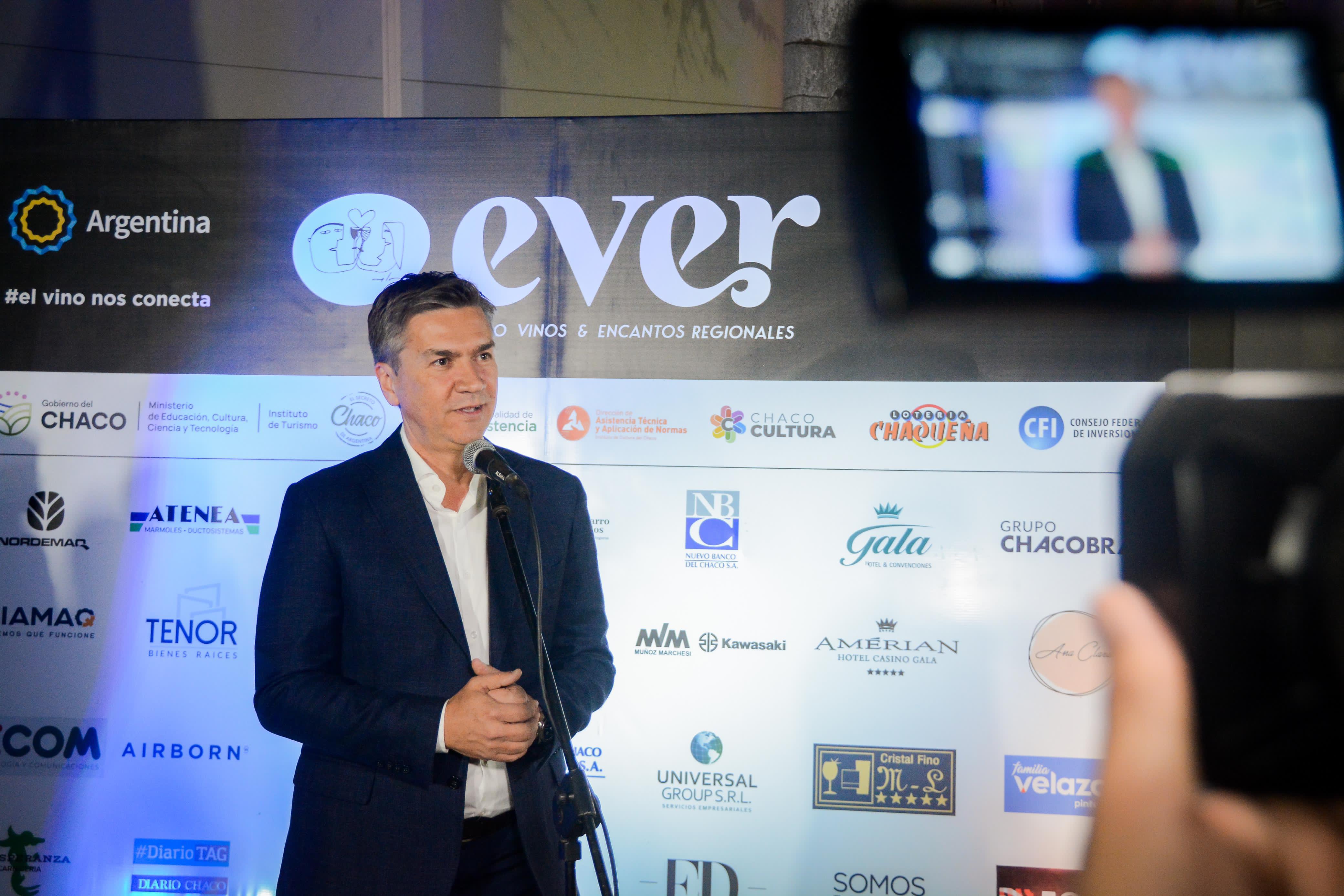 El gobernador Zdero acompañó la apertura de la Expo Vinos 2024
