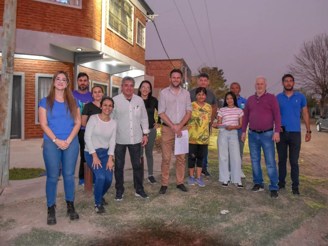 El municipio de Fontana acordó agenda con vecinos de Villa Sarmiento
