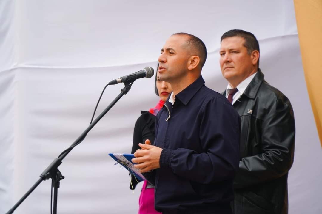  En un emotivo acto en la EES N° 176, Presidencia de la Plaza recordó al General José de San Martín