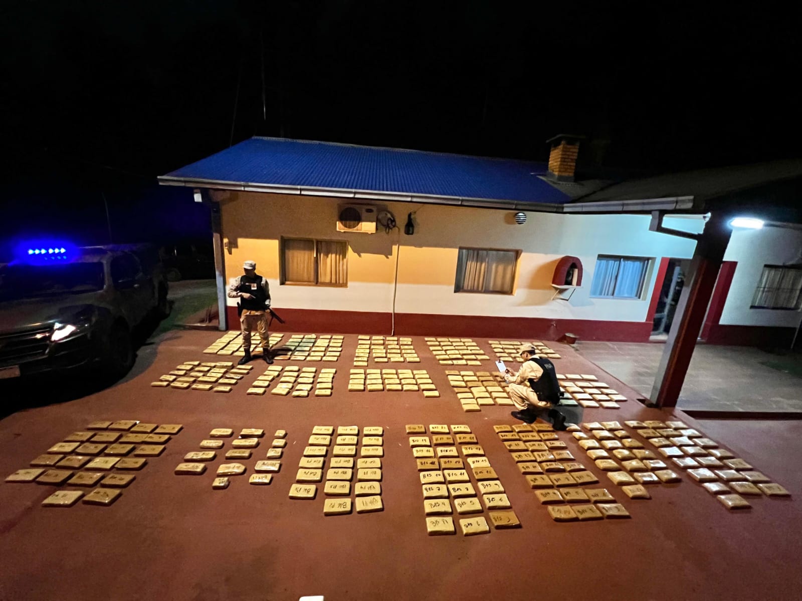 Prefectura secuestró 367 kilos de marihuana en tres provincias: ¿cuánto vale toda esa droga?