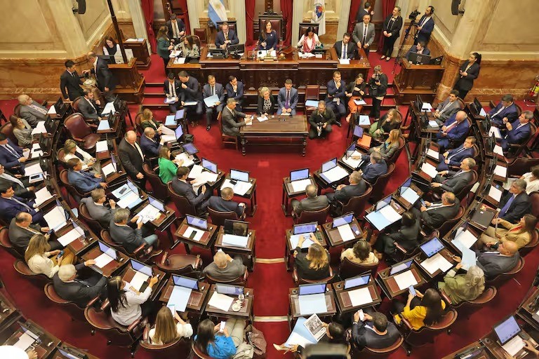 Gustavo Olivello sobre el aumento de los senadores: “Son unos caraduras que viven desconectados de la realidad”
