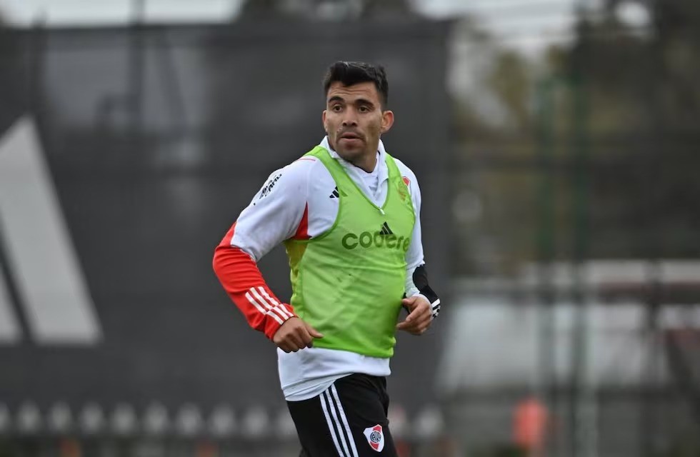 Con Acuña entre los concentrados, Gallardo define el equipo para enfrentar a Newell’s