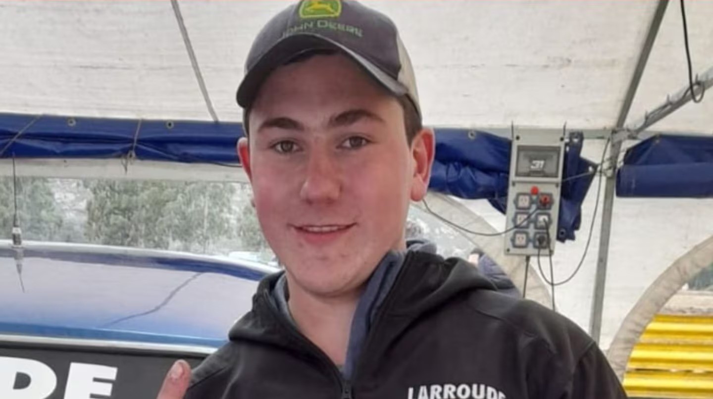 ¿Quién era el joven piloto argentino que falleció en un incidente vial?