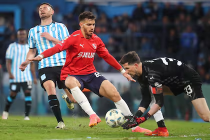 Independiente resistió con nueve, Racing no pudo y el clásico de Avellaneda terminó en cero