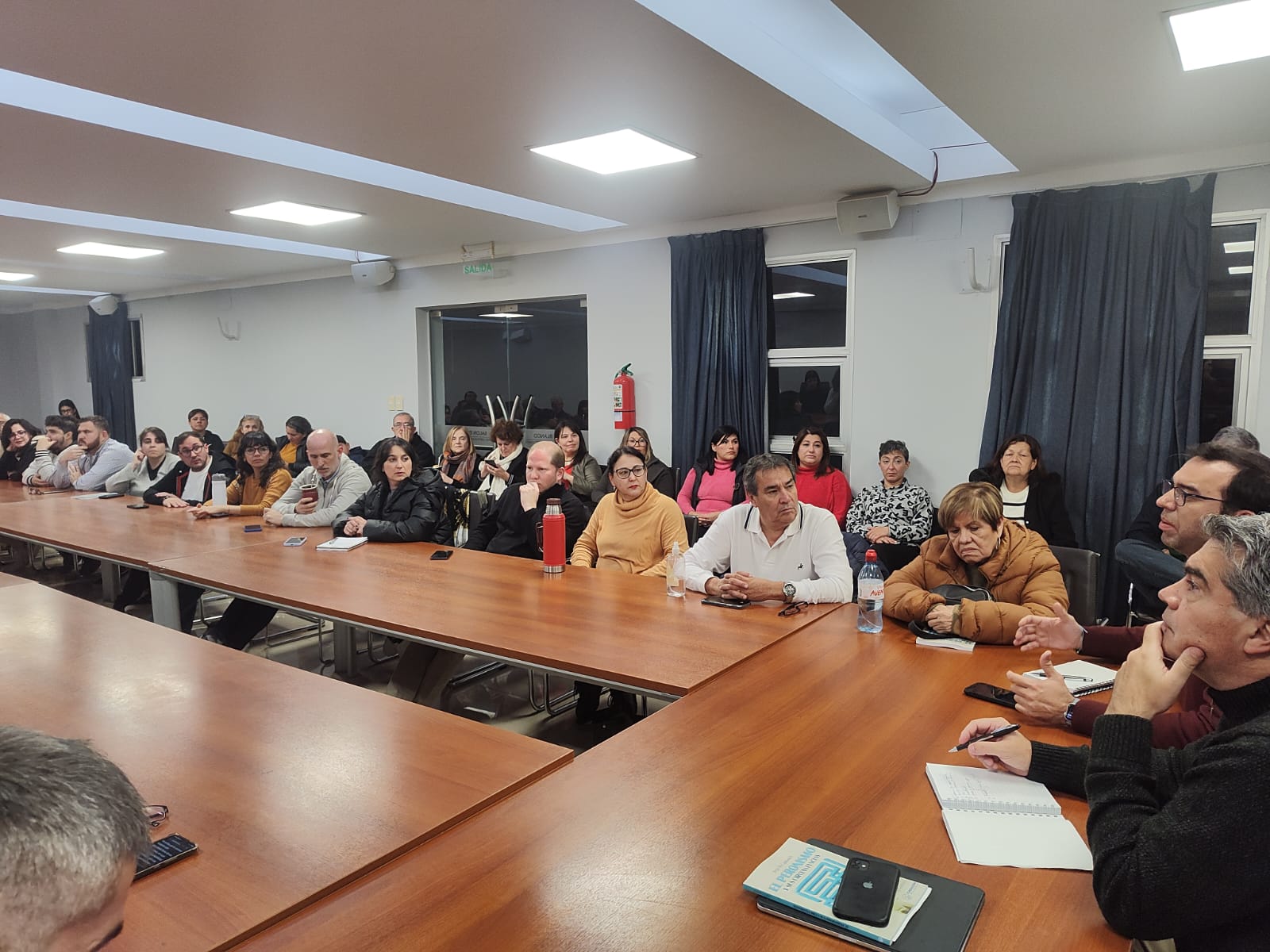Capitanich contundente: “No avalaremos el endeudamiento en dólares que quiere el gobierno”