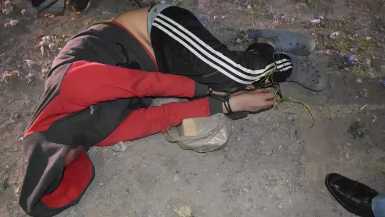 Santiago del Estero: ataron a un niño de 12 años de pies y manos y lo dejaron abandonado a la vera de una ruta