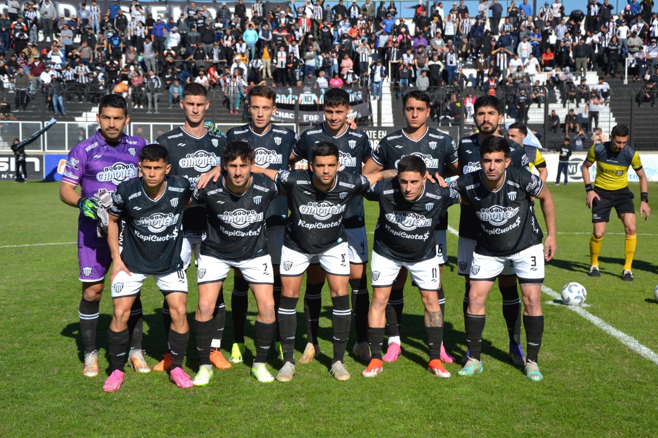 For Ever tiene un partido clave por la permanencia en Rafaela