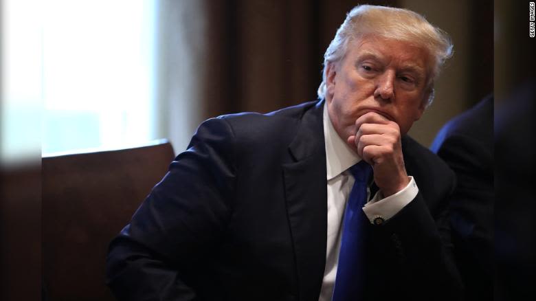 Caen los mercados tras nuevos aranceles de Trump: retroceden bolsas, dólar y criptomonedas 