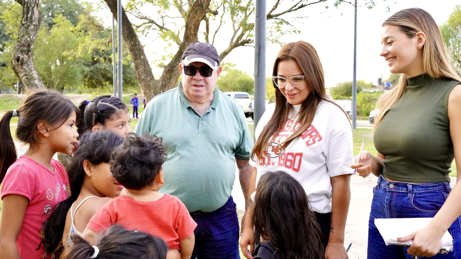  Municipalidad de Barranqueras: reunión con vecinos para abordar la regularización dominial