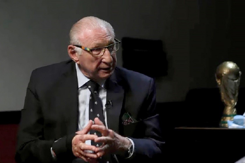El periodista Ernesto Cherquis Bialo fue internado y su situación es delicada