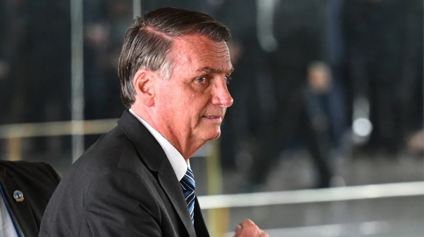 Brasil: prisión domiciliaria para el expresidente Jair Bolsonaro