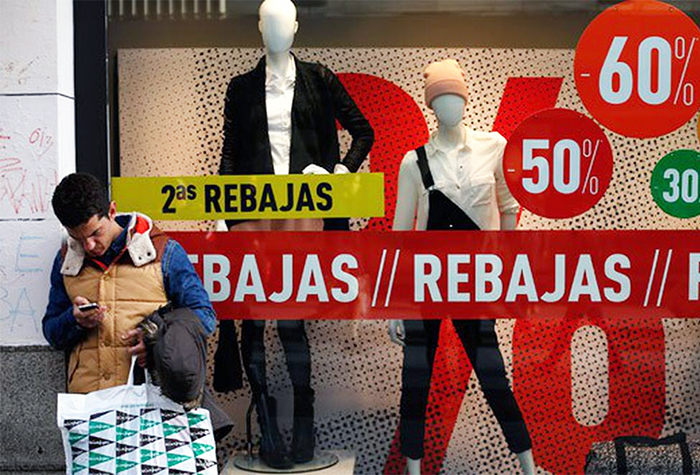 Ventas minoristas: tercera caída consecutiva y fuerte retroceso en julio 