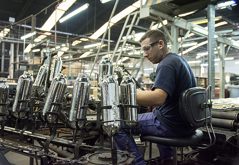 Alerta en pymes: 1 de cada 3 ya perdió mercado frente a importaciones 