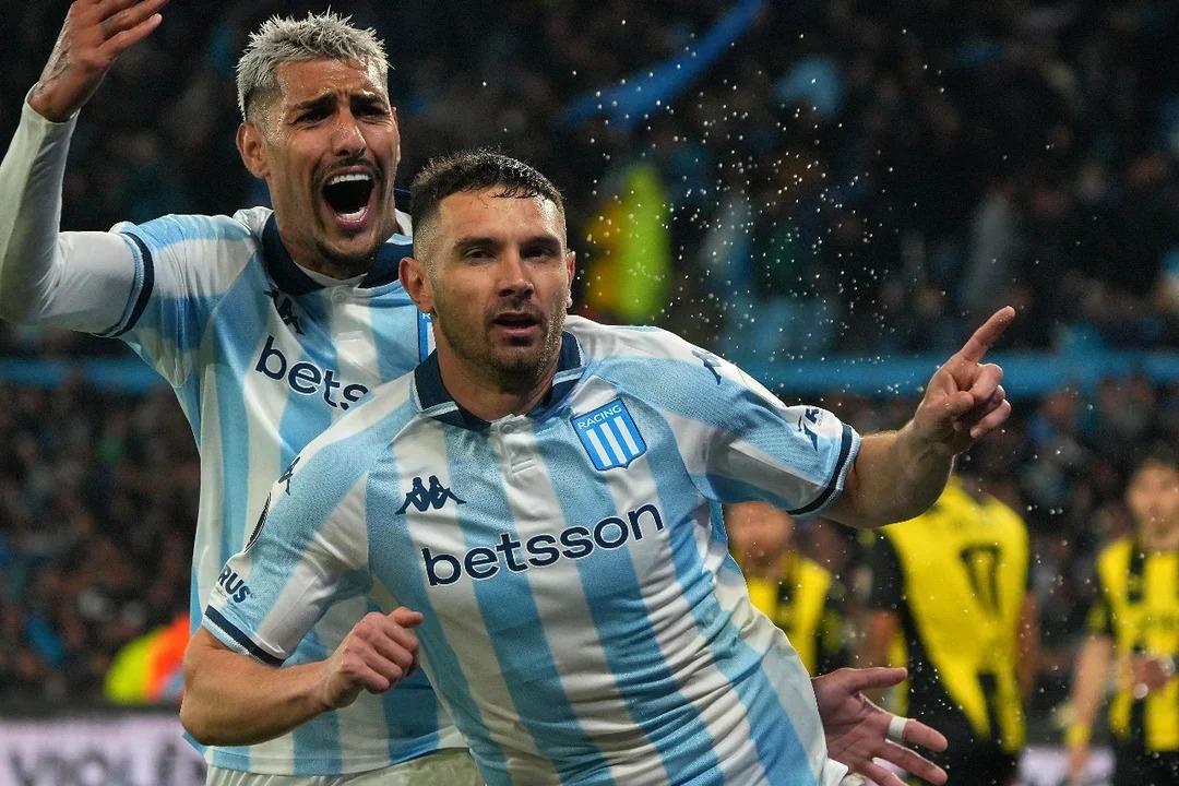 Copa Libertadores: Racing venció a Peñarol 3-2 en el global y se metió en cuartos de final 