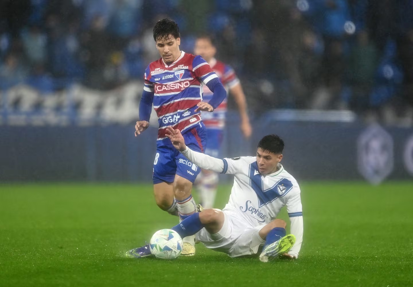 Vélez venció 2-0 a Fortaleza y avanzó a cuartos de final de la Libertadores 