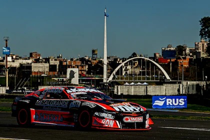 Agustín Canapino ganó una carrera histórica del Turismo Carretera en Buenos Aires