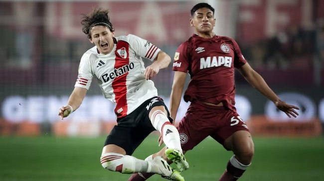 River lo ganaba, pero Lanús se lo empató en el final 