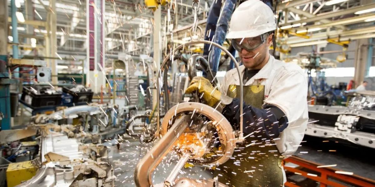 Se tensa la situación de la actividad económica: algunos números para entender la situación de Argentina