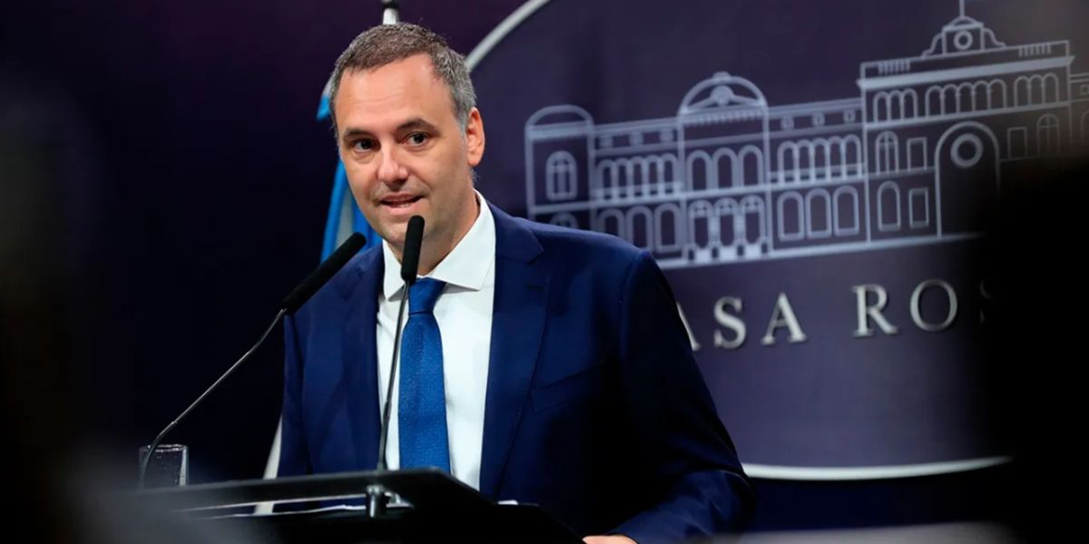 Adorni ratificó el envío del proyecto para sancionar a funcionarios que incumplan con el déficit cero