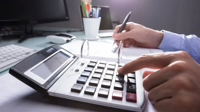 Presión al bolsillo: en un año se triplicó la cantidad de empleados y jubilados que pagan Ganancias