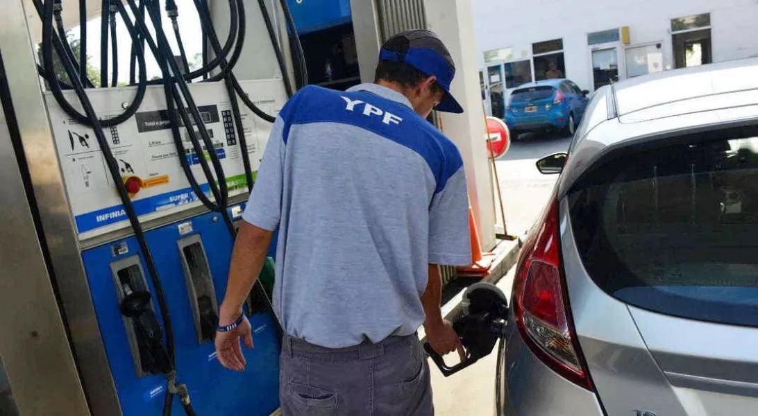 Se frenó la venta de combustibles y cayó más del 1% en julio