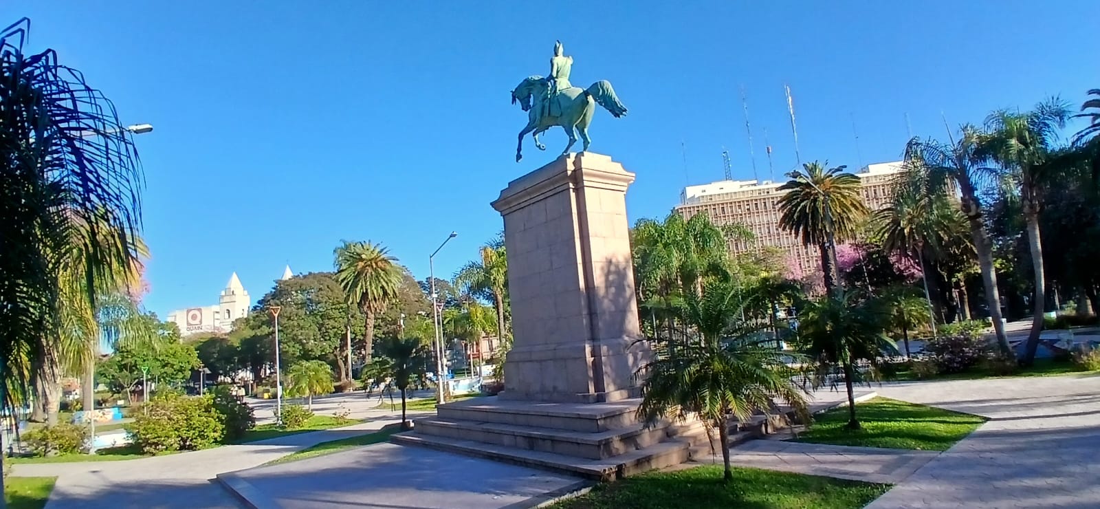 Viernes primaveral en el Chaco, soleado y con alta humedad
