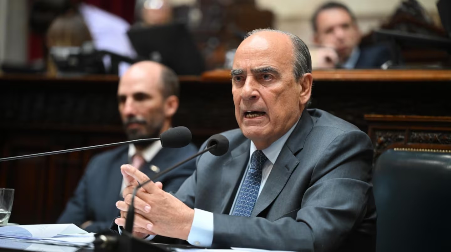 Francos denuncia operación política y descarta filtración de audios desde el Gobierno 