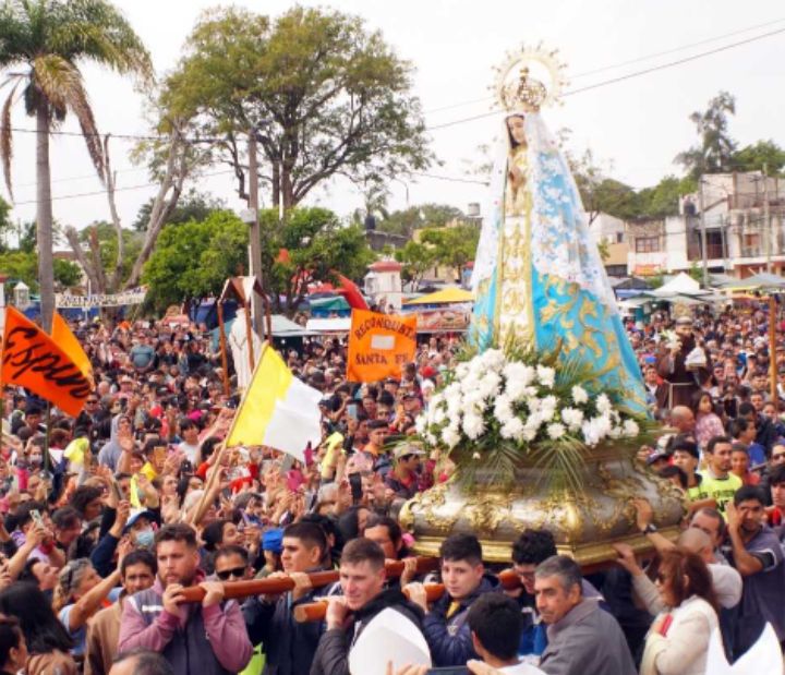 Más de 300 mil personas participaron de la Peregrinación Juvenil a Itatí