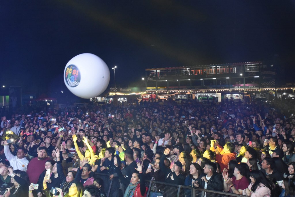 Resi Fest:  el Autódromo Yaco Guarnieri volvió a brillar con una gran fiesta