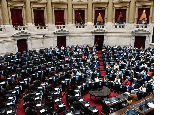 Diputados opositores pidieron sesión especial para rechazar el veto a la movilidad jubilatoria