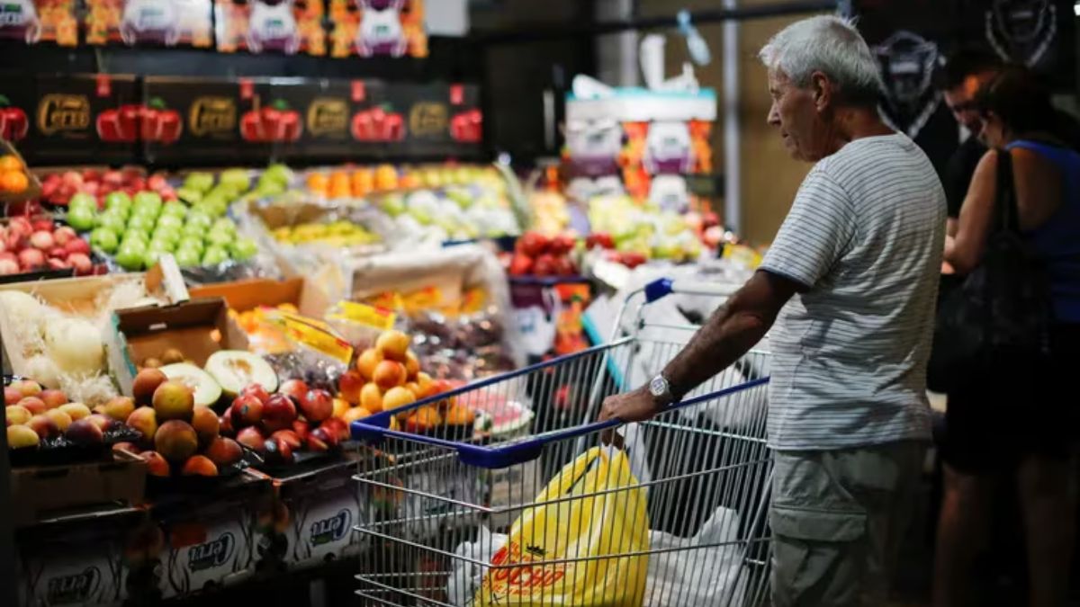 La inflación de agosto fue del 4,2% y acumuló un 236,7% en el último año 