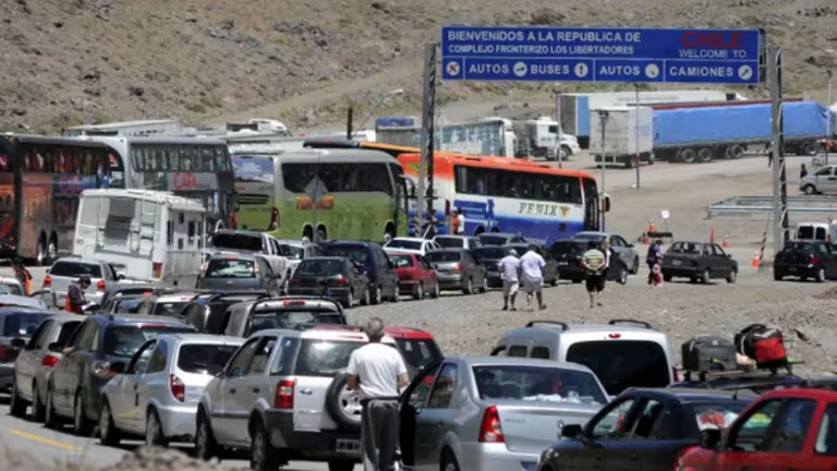 Boom de compras en Chile: cuáles son los diez productos que cuestan la mitad que en la Argentina