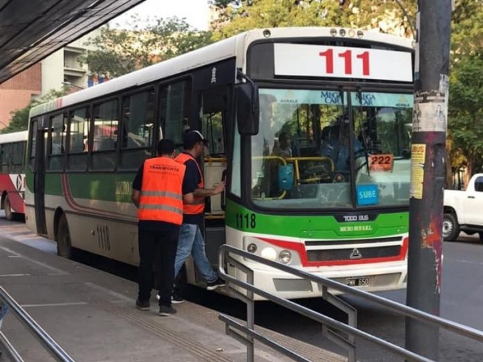 Reunión UTA-empresarios: servicio de colectivos asegurado al menos hasta inicio de octubre