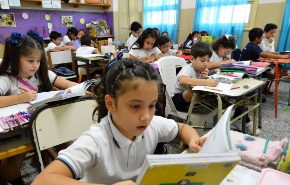  Afirman que las provincias aportaron 3 de cada 4 pesos invertidos en educación