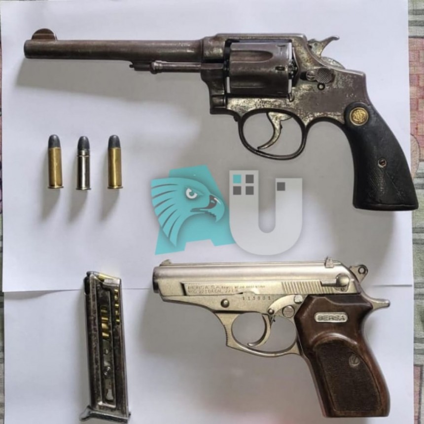 Resistencia: secuestraron armas y municiones en allanamientos por una causa de robo a mano armada