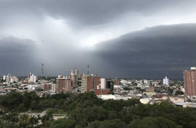 Jueves inestable: calor y alerta por tormentas en Resistencia y Sáenz Peña