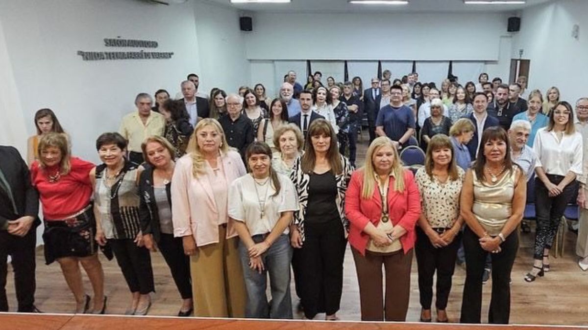 Conmemoración del 65º aniversario de la Biblioteca Legislativa 