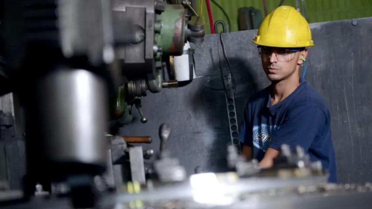 Ley Bases: el Gobierno reglamentó la reforma laboral, los detalles 