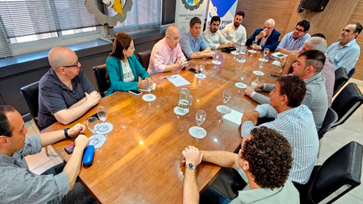 Fechaco e intendentes sentaron posición respecto a la toma de crédito a tratarse en diputados