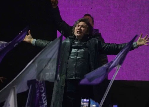 Milei defendió a su hermana y vaticina empate técnico para las elecciones del domingo