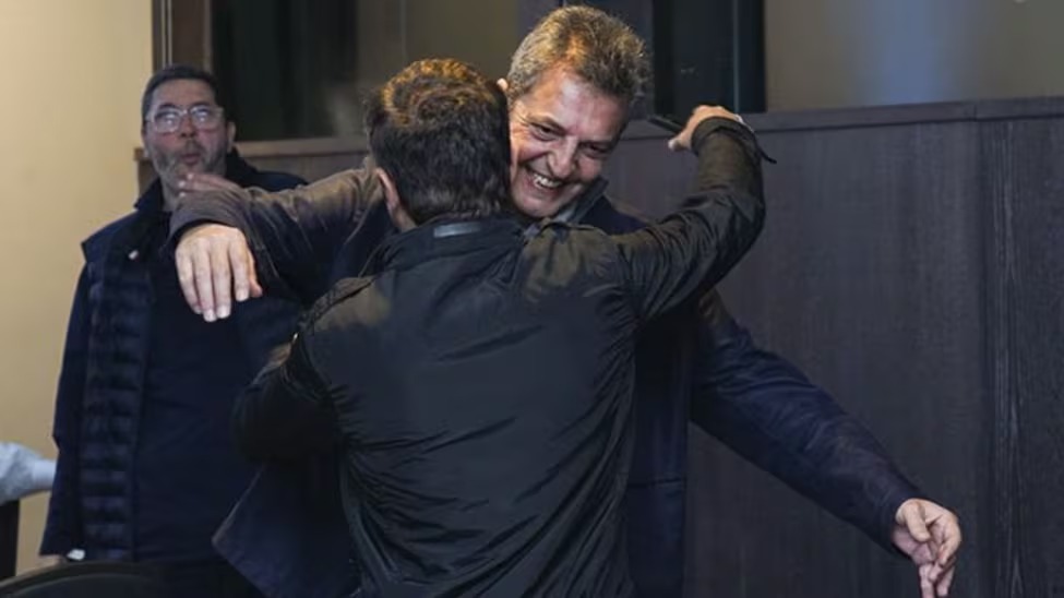 Fuerza Patria arrasa en la Provincia de Buenos Aires y supera a LLA por 13 puntos