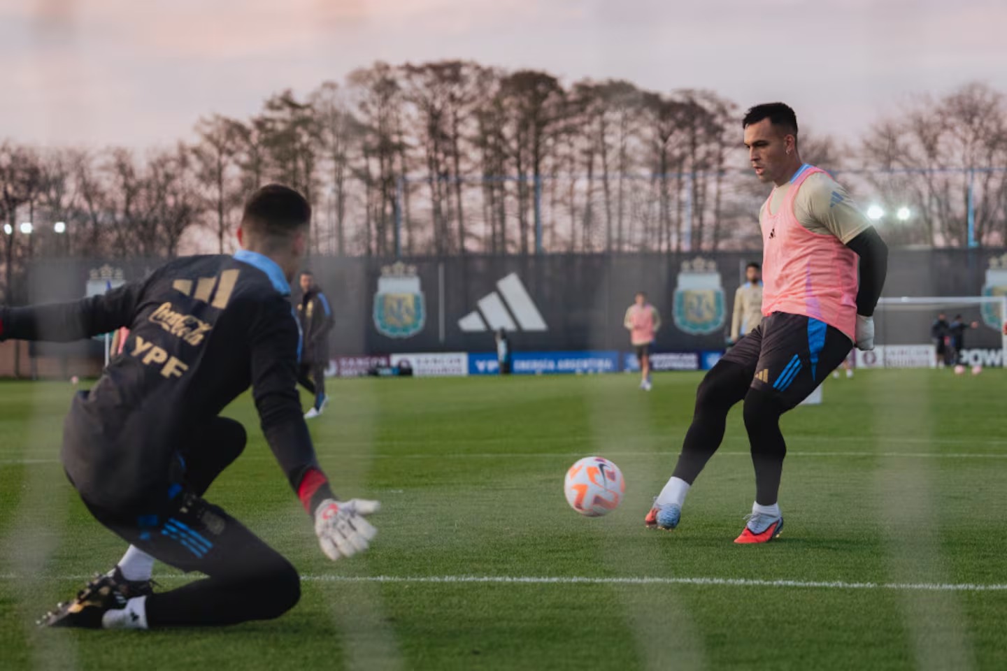 Sin Messi ni Cuti Romero, Argentina tendrá cambios para visitar a Ecuador 
